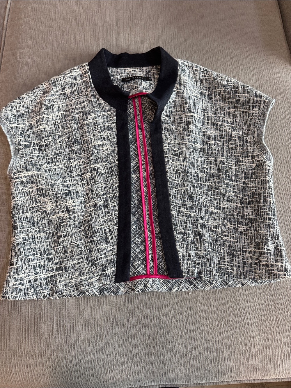 Joeffer Caoc tweed Textured navy and white Cap Sleeve cardigan/shrug.